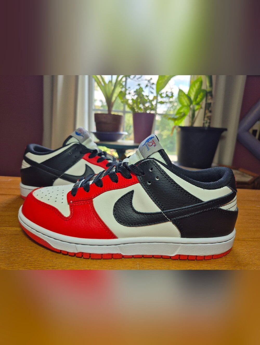 Nike Dunk‎ Low Retro EMB "75th Anniversary - Chicago Bulls" - Mens Size 7